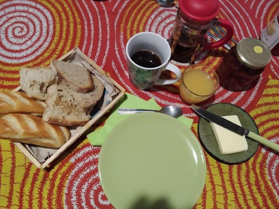 Bed and Breakfast La Tribu De Lavaud Saint-Quentin-sur-Charente Экстерьер фото